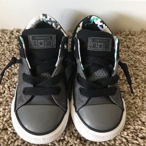 Toddler converse all stars